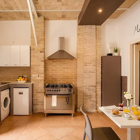 Bed & Breakfast Heart Of Elegant - Chic In Center & 2 Steps From Sea - Ac & Wifi