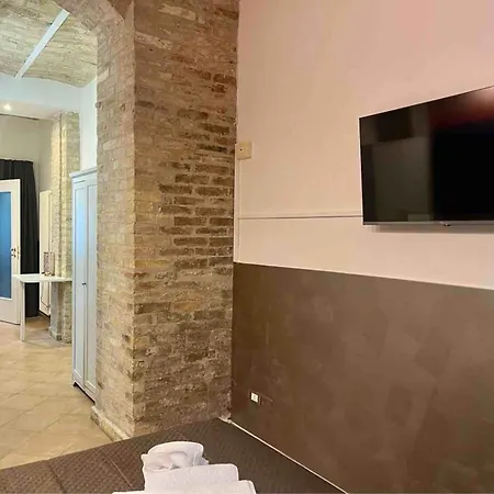 Beb Le Merci Bed & Breakfast 3*