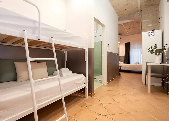 - 2' Dal Mare E 5' Dal Centro - Wi-fi & Ac Bed and Breakfast Πεσκάρα